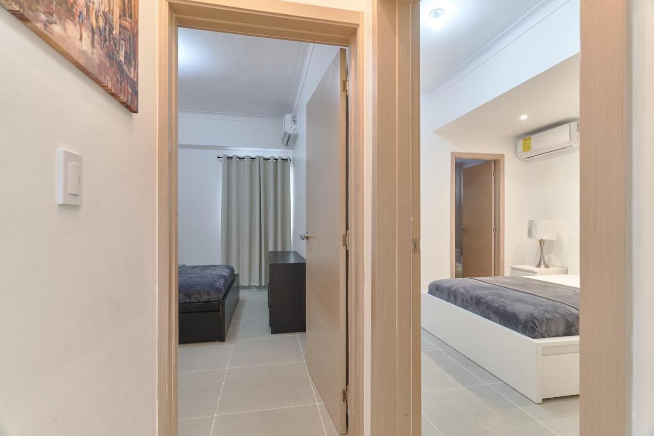 Dom. Rep. Exclusive 2 Bed Apt. Evaristo Morales サントドミンゴ エクステリア 写真