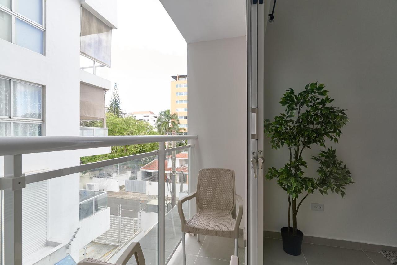 Dom. Rep. Exclusive 2 Bed Apt. Evaristo Morales サントドミンゴ エクステリア 写真